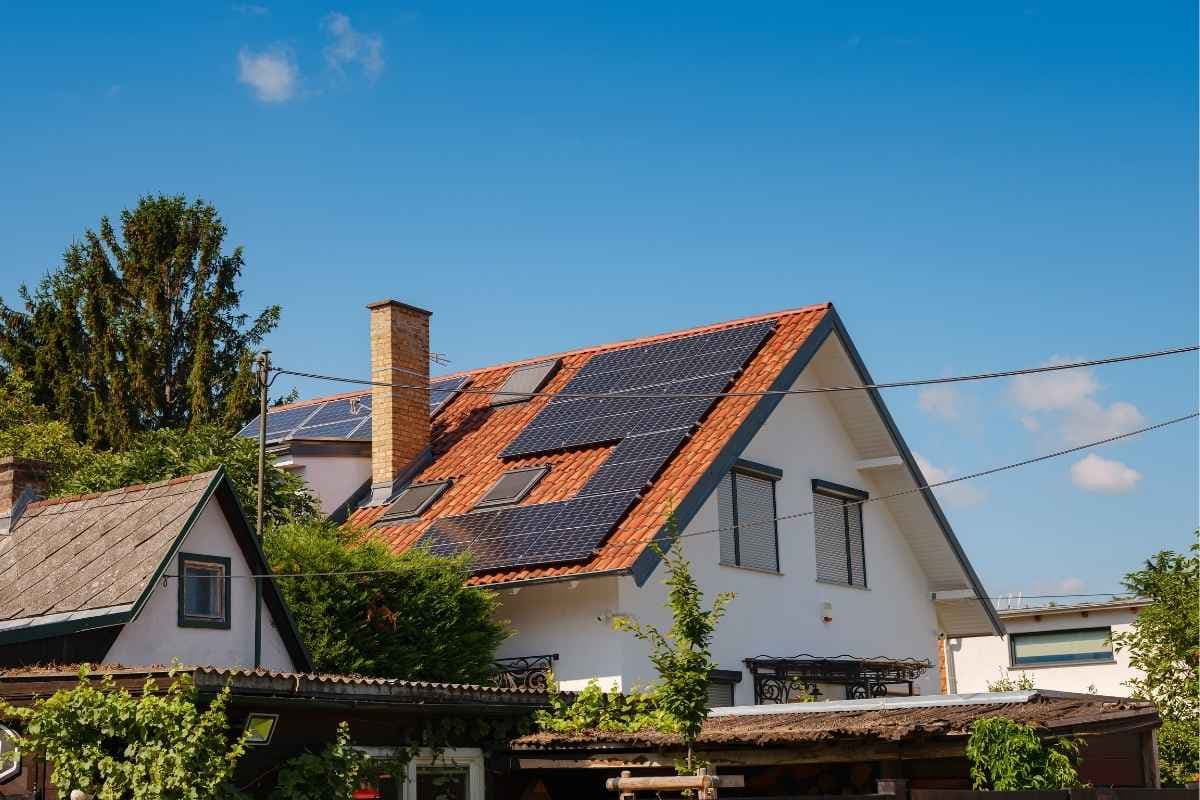 Installation de panneaux photovoltaïques BT ÉNERGIE